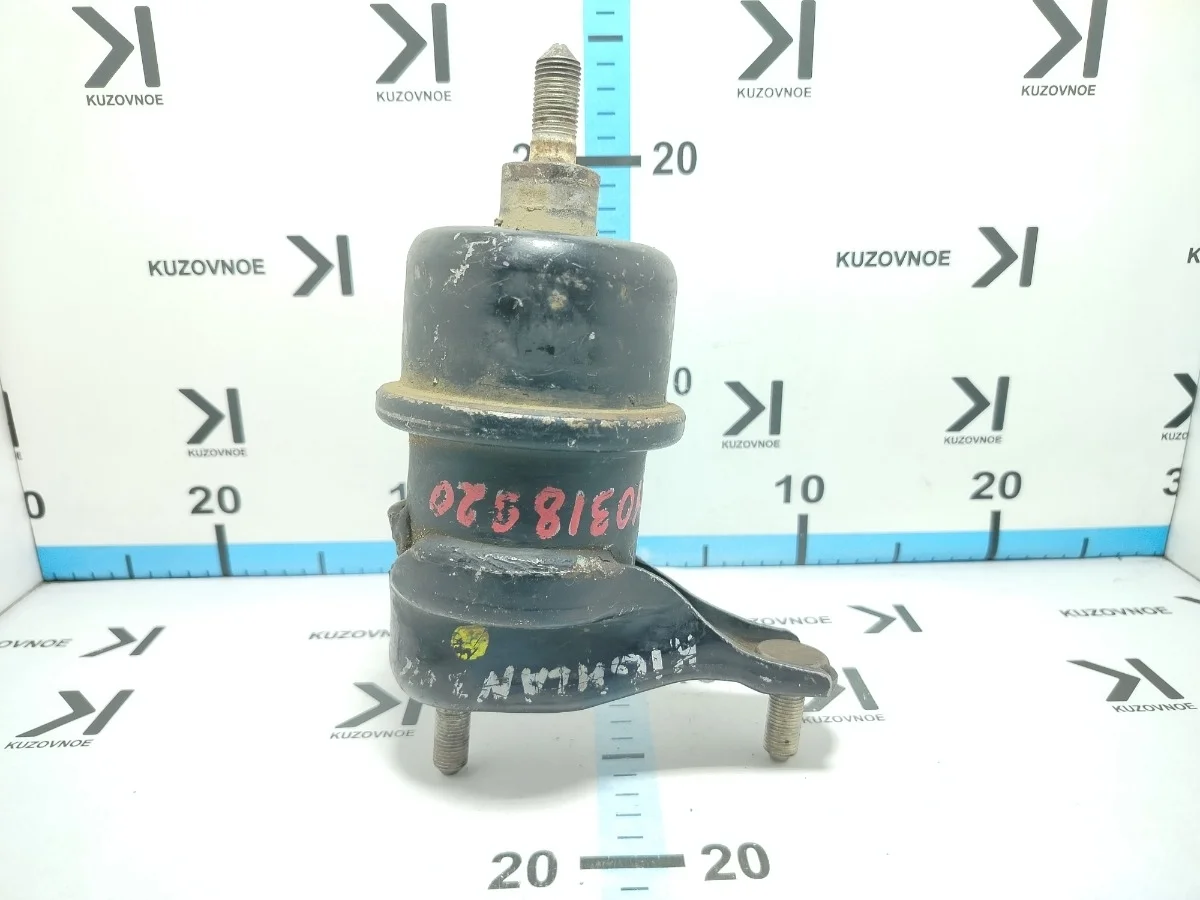 Подушка опора двигателя Toyota Highlander 2013 XU40