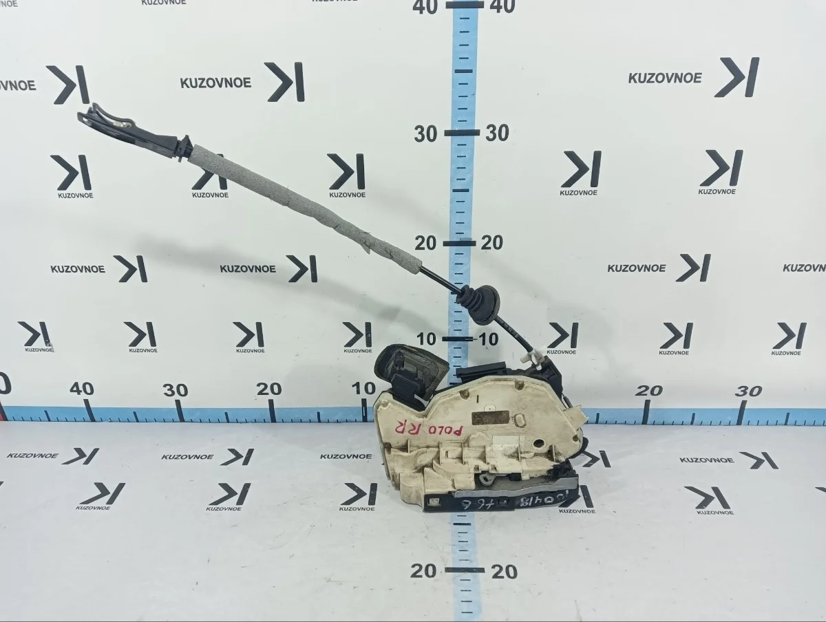 Замок двери Volkswagen Polo 2013 Mk5