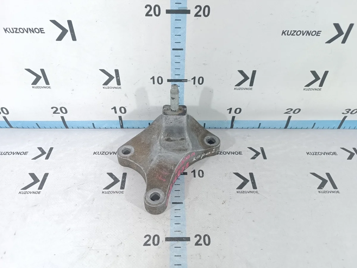 Кронштейн кпп Ford Fusion 2007 CBK