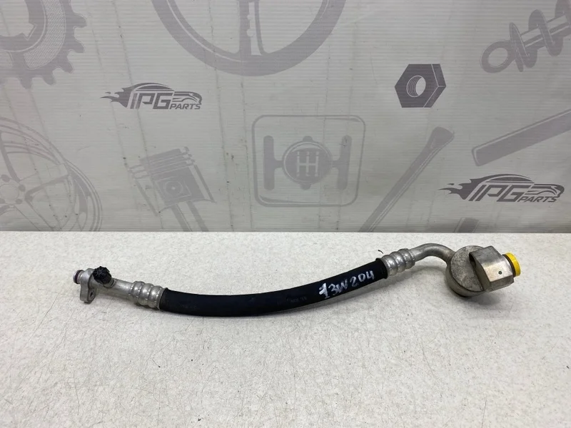 Трубка кондиционера Mercedes-benz 2012 C204