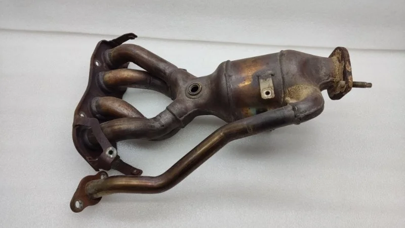 Коллектор выпускной Toyota Camry 2021 70