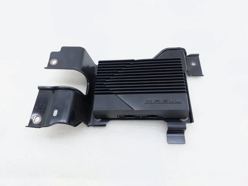 Усилитель акустической системы Hyundai Santa Fe 2019 TM