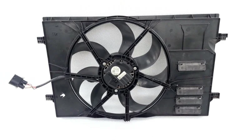 Вентилятор охлаждения Skoda Superb 2018 3V3