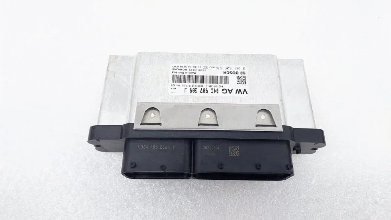 Блок управления двигателем Skoda Rapid 2022 NK6