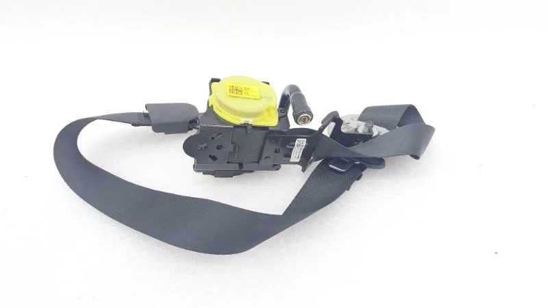 Ремень безопасности пиропатроном Kia Ceed 2019 CD