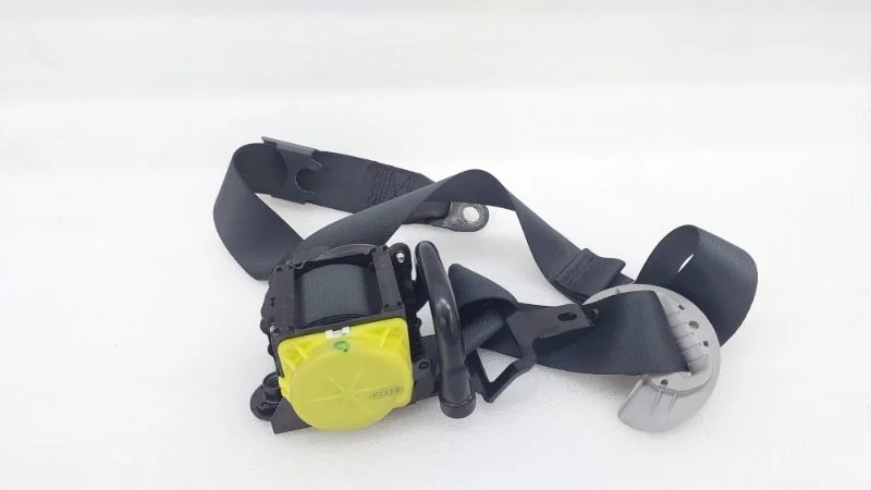 Ремень безопасности пиропатроном Kia Ceed 2019 CD