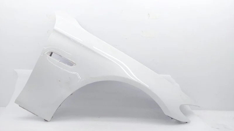 Крыло BMW 520d 2013 F10