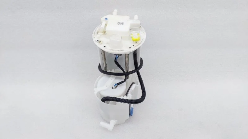 Насос топливный Toyota RAV4 2017 44