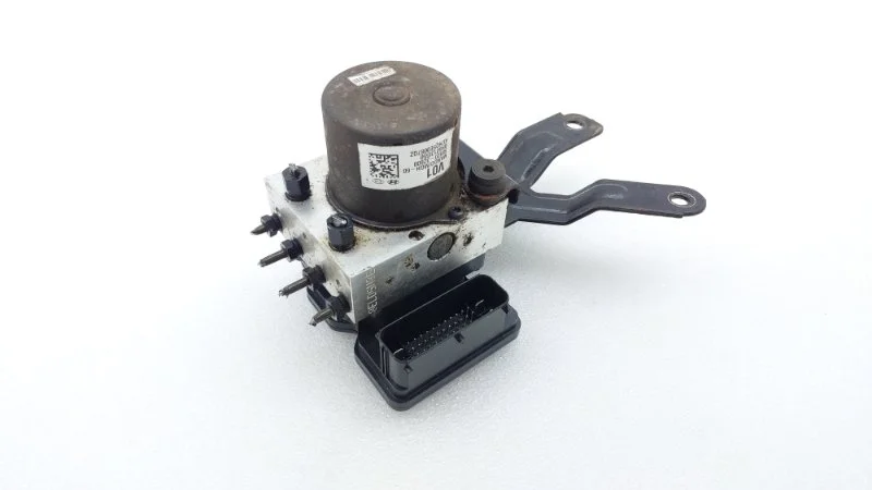 Блок abs Hyundai i40 2015 VF