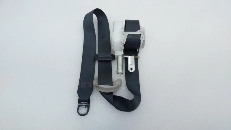 Ремень безопасности пиропатроном Toyota RAV4 2018 44