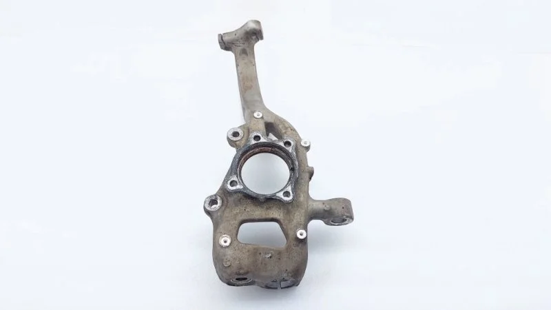 Кулак поворотный Volkswagen Touareg 2019 CR