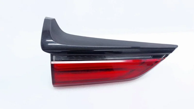 Фонарь Lexus LX450d 2017 VDJ201