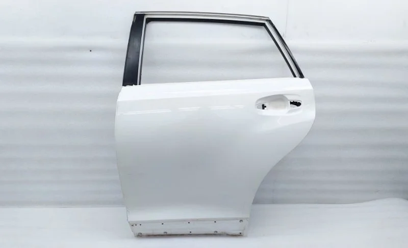 Дверь Toyota Venza 2013 AGV15