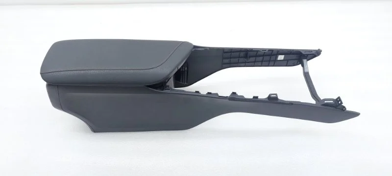 Центральная консоль Toyota Camry 2019 70