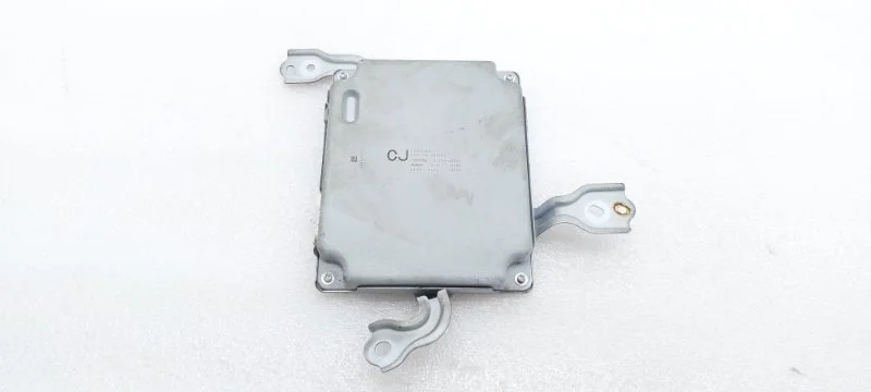 Блок управления парктроником Toyota Land Cruiser 2014 VDJ200