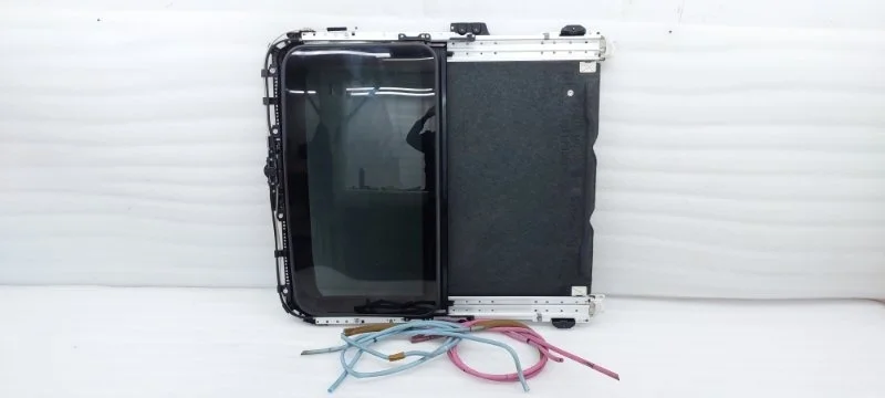 Люк Toyota Land Cruiser 2014 VDJ200