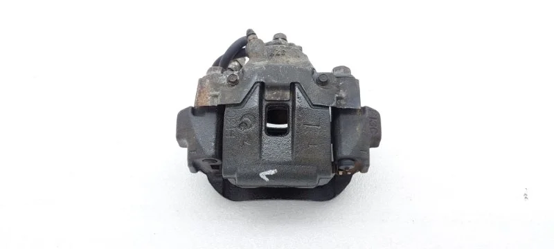 Суппорт тормозной Toyota Land Cruiser 2014 VDJ200