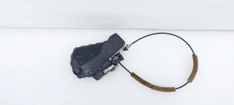 Замок двери багажника Toyota Land Cruiser Prado 2012 150