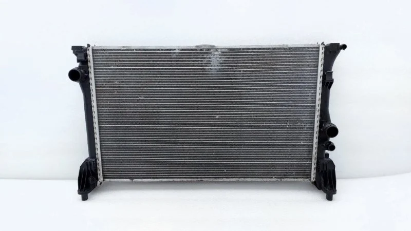 Радиатор основной Mercedes-Benz V-Class 2014 W447