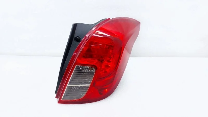 Фонарь Opel Mokka 2013 J13