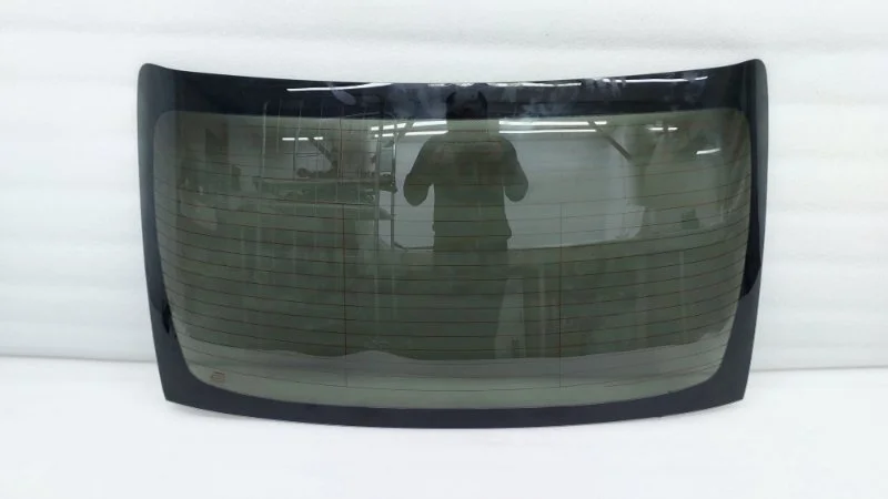 Стекло заднее Toyota Camry 2018 70