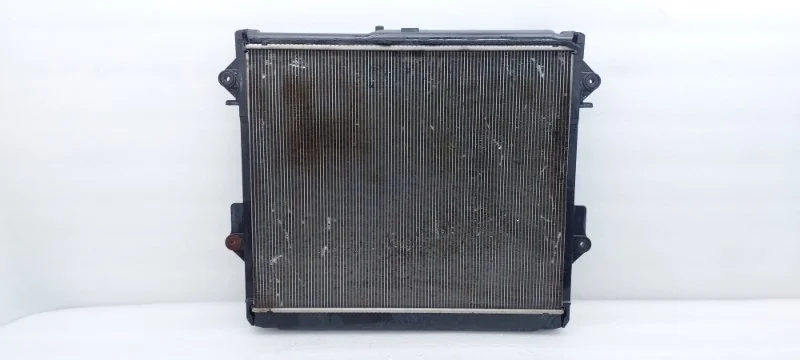 Радиатор основной Toyota Land Cruiser 2016 VDJ200