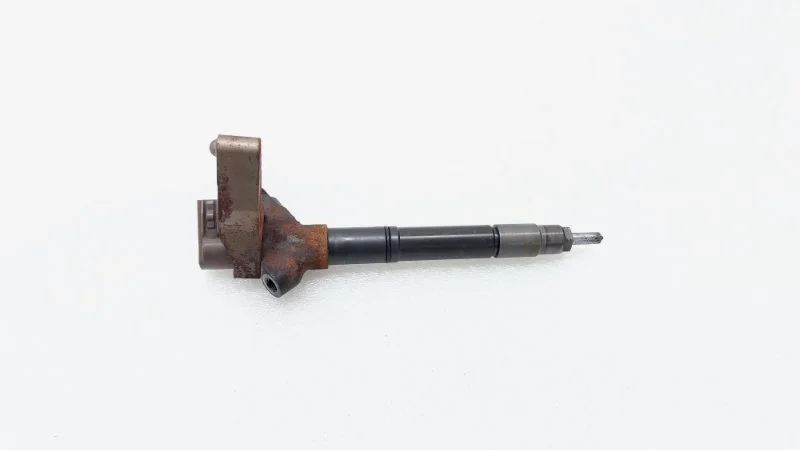 Форсунка топливная Toyota Land Cruiser 2016 VDJ200