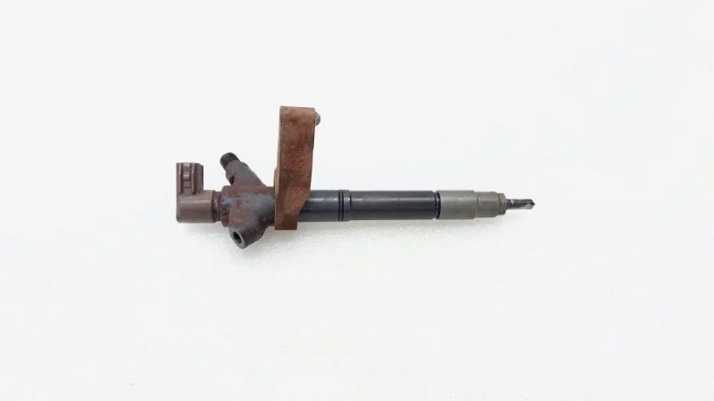 Форсунка топливная Toyota Land Cruiser 2016 VDJ200