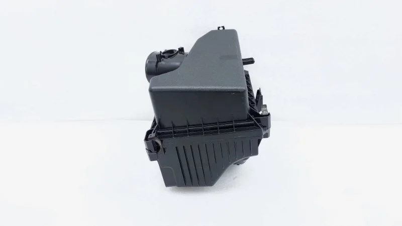 Корпус воздушного фильтра Toyota Camry 2021 70