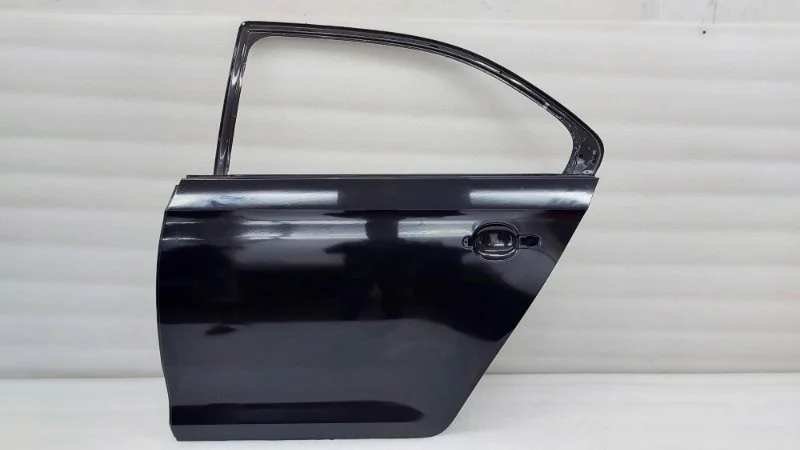 Дверь Skoda Rapid 2021 NK6