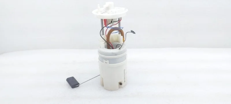 Насос топливный BMW X6 2012 E71