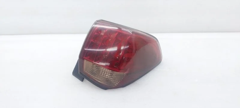 Фонарь Infiniti QX56 2012 Z62