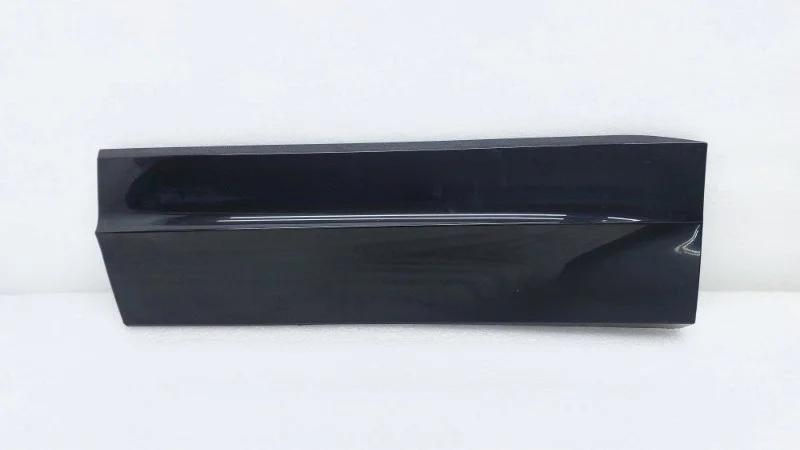 Накладка двери Volkswagen Touareg 2019 CR