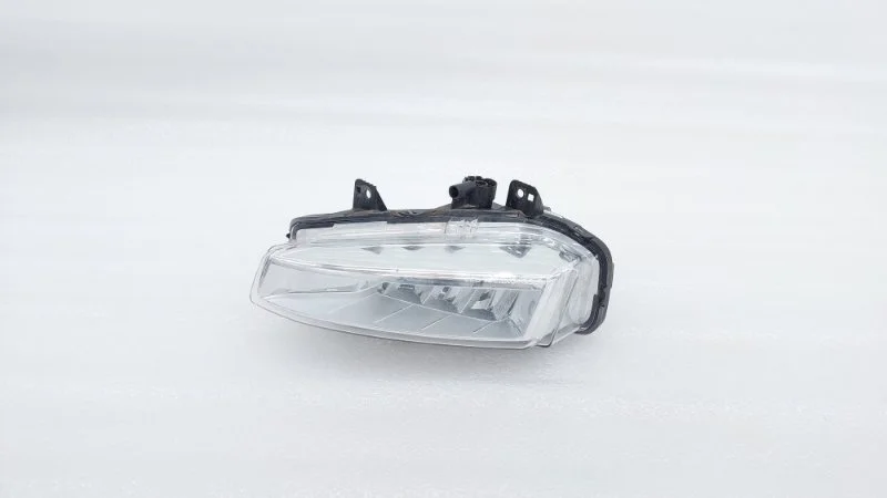 Фара противотуманная Land Rover Discovery sport 2017 L550