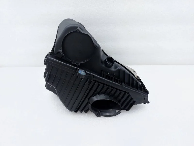 Корпус воздушного фильтра Volkswagen Touareg 2014 NF