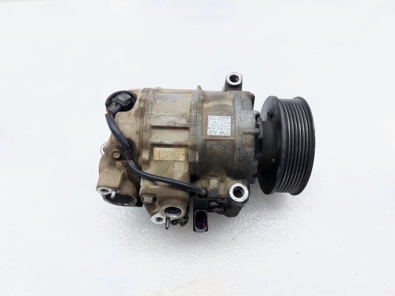 Компрессор кондиционера Volkswagen Touareg 2014 NF