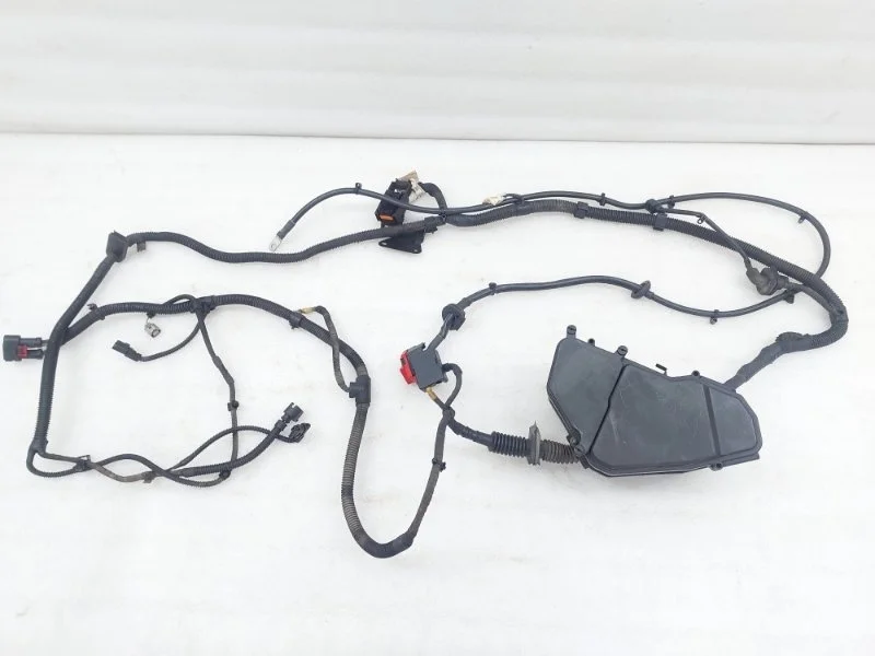 Проводка подкапотная Volkswagen Touareg 2014 NF