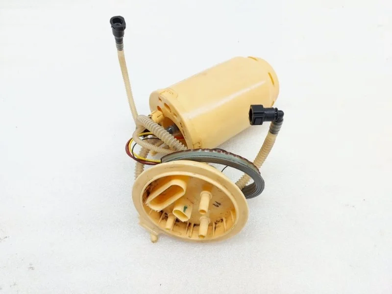 Насос топливный Volkswagen Touareg 2014 NF