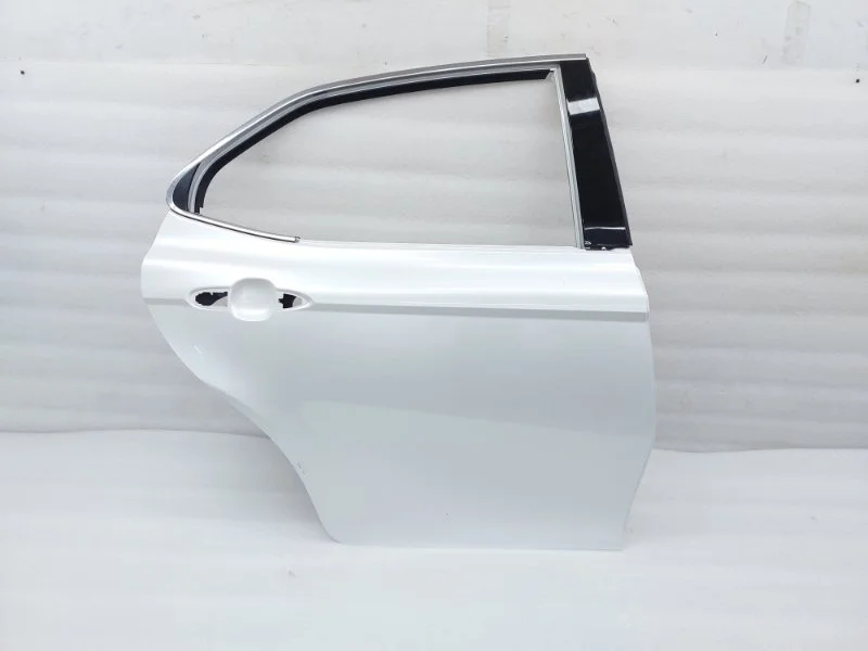 Дверь Toyota Camry 2018 70