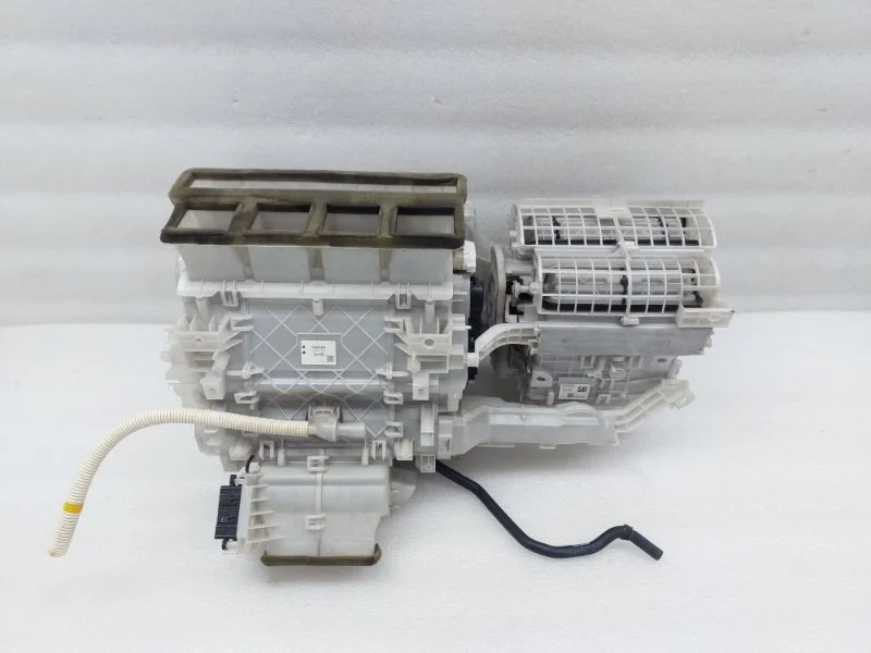 Корпус отопителя Toyota Camry 2018 70