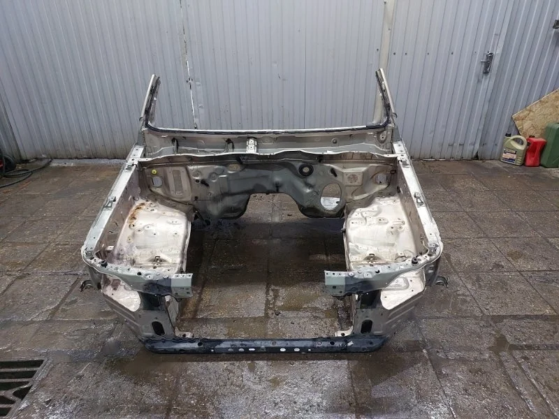 Кузов передняя часть Toyota Land Cruiser 2008 VDJ200