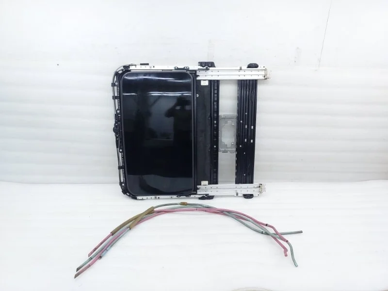 Люк Toyota Land Cruiser 2008 VDJ200