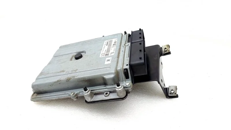 Блок управления двигателем Range Rover Vogue 2014 L405