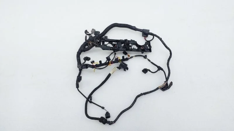 Проводка двигателя Volkswagen Caddy 2004