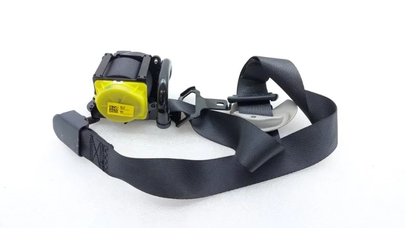 Ремень безопасности пиропатроном Kia Ceed 2021 CD