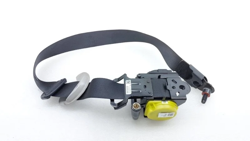 Ремень безопасности пиропатроном Kia Ceed 2021 CD