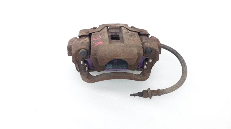 Суппорт тормозной Toyota Land Cruiser 2012 200