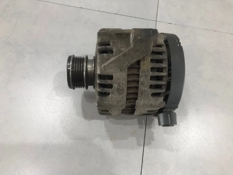 Генератор Volvo