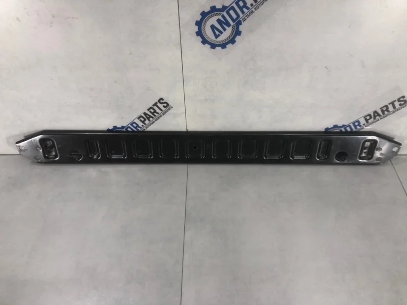 Крепление радиатора Volvo S60 2011