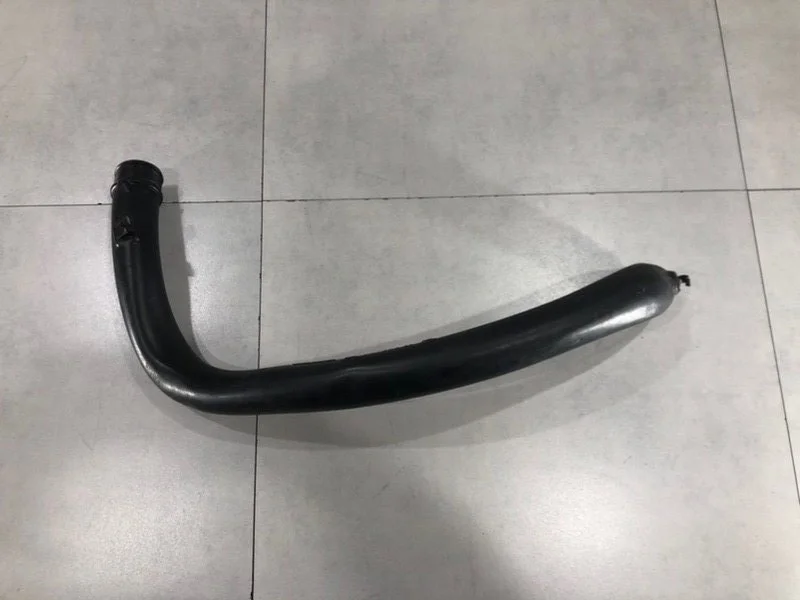 Патрубок интеркулера Volvo XC90 2007